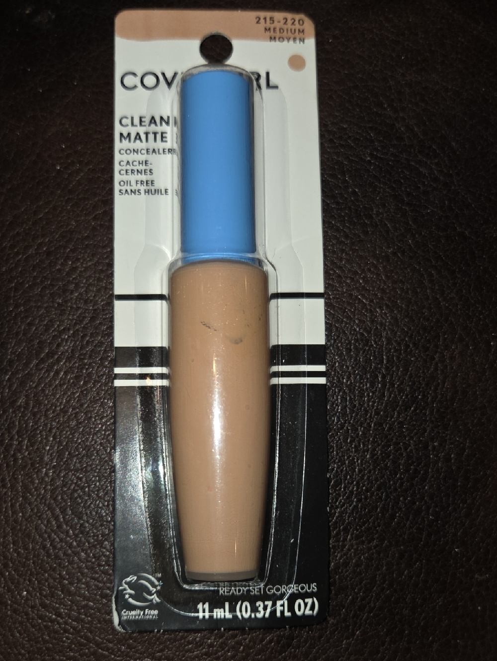 COVERGIRL Clean Matte Concealer - Medium with Blue Cap
